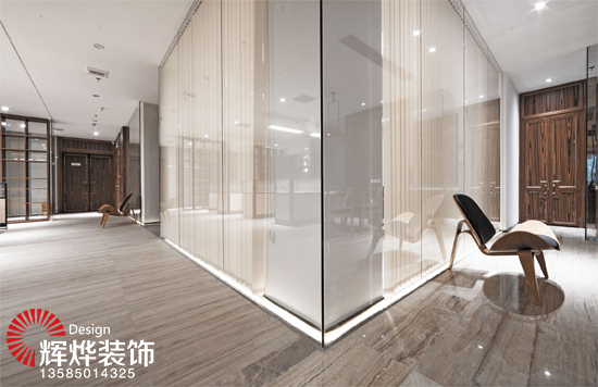 甲藝美甲店的裝修完美收工嘍！