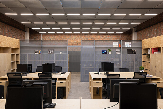 無錫辦公室裝修，地面找平起灰怎么辦