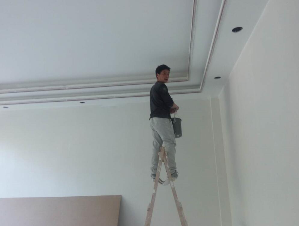 江蘇斯通斯建材有限公司辦公室裝修開工大吉