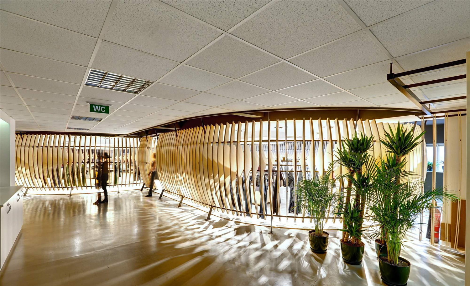 富士時裝辦公室裝修設計方案剖析