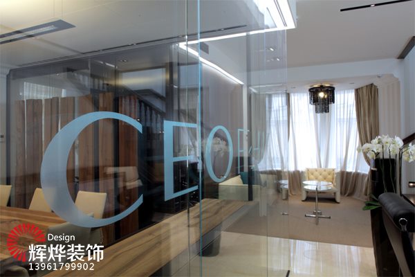 無錫辦公樓裝飾從哪些方面選擇窗簾？