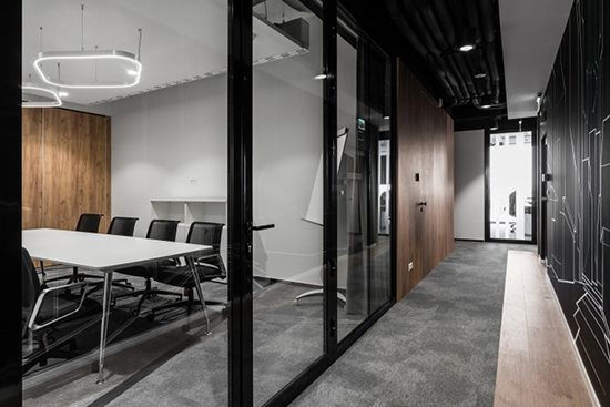 無錫廠房辦公室裝修，如何選擇廠房結構形式？