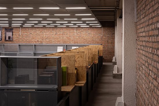 無錫辦公室裝修，地面找平起灰怎么辦