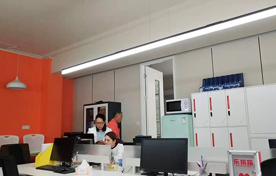 輝燁無錫科爾辦公家具辦公室裝修實景圖